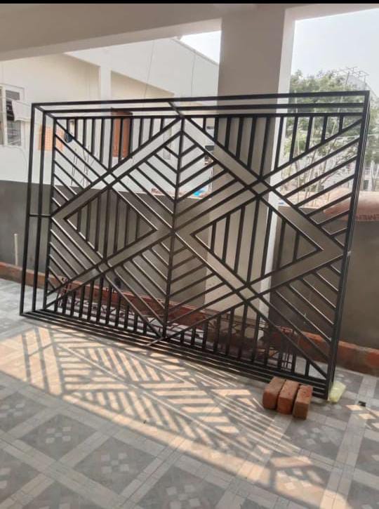 BALCONY GRILLS WITH PIPES